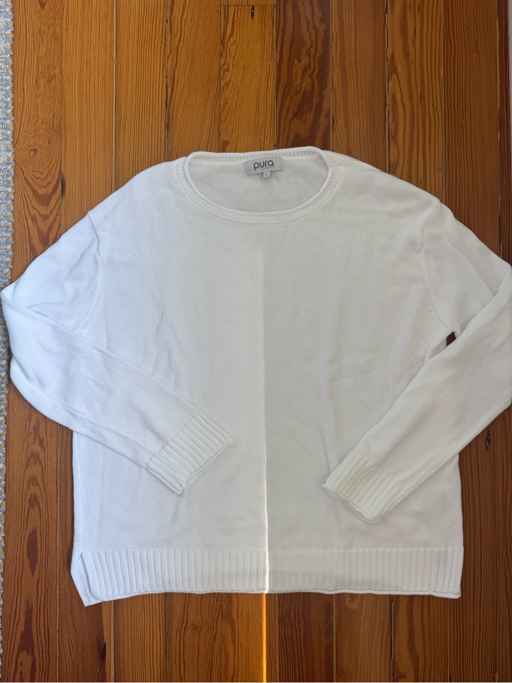 Pura Cashmere Women's White Crewneck Sweater